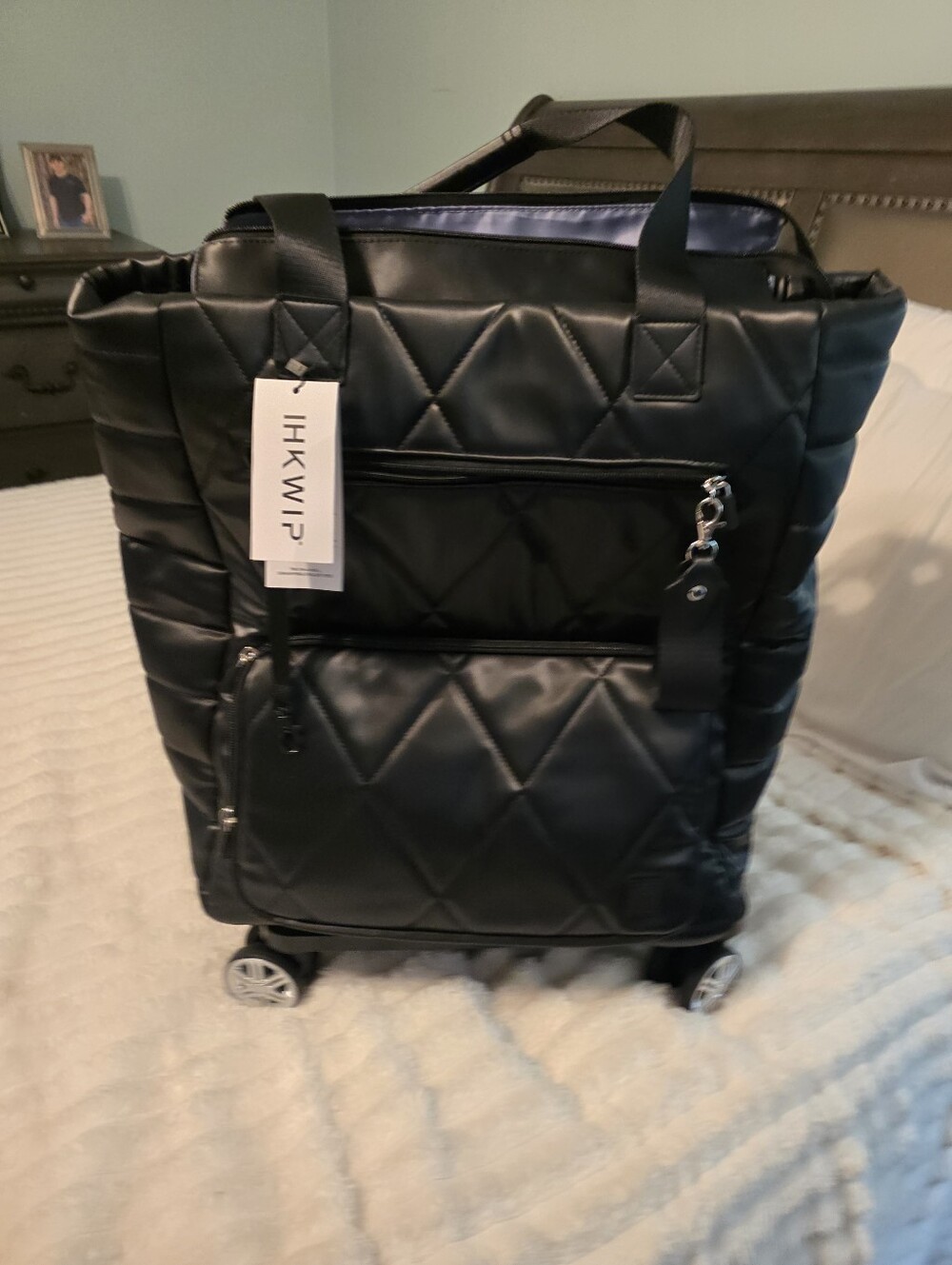 Ihkwip- The On-a-Roll Convertible Roller Tote-Metallic Black - Picture 2 of 3